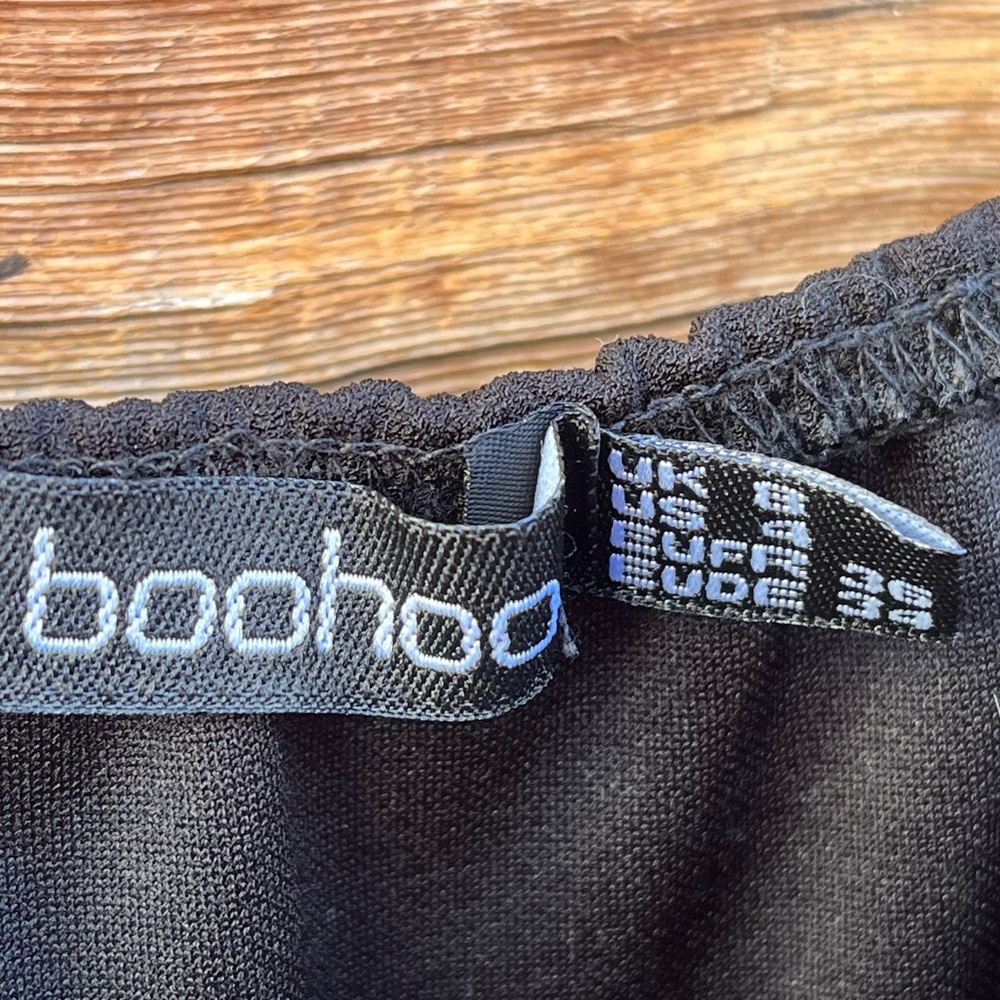 BOOHOO | V-Neck Ruffle Bodycon Midi Dress 4 - Picture 6 of 6
